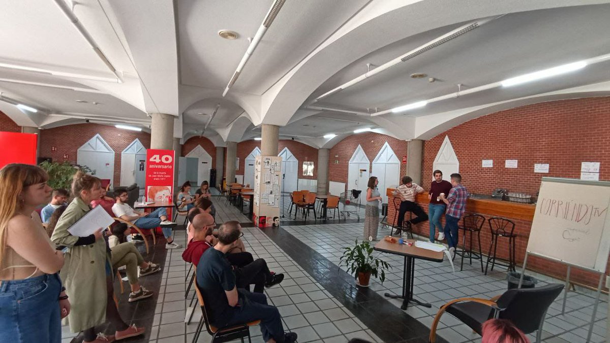 FECCOOIB's tweet photo. II Escola de Joventut de la @feccoo 🥳
Un cap de setmana ple de formació sindical i lluites compartides❤️🔥
#EducandoLuchamos
@JovenesFECCOO https://t.co/BTudH9L2Xa
