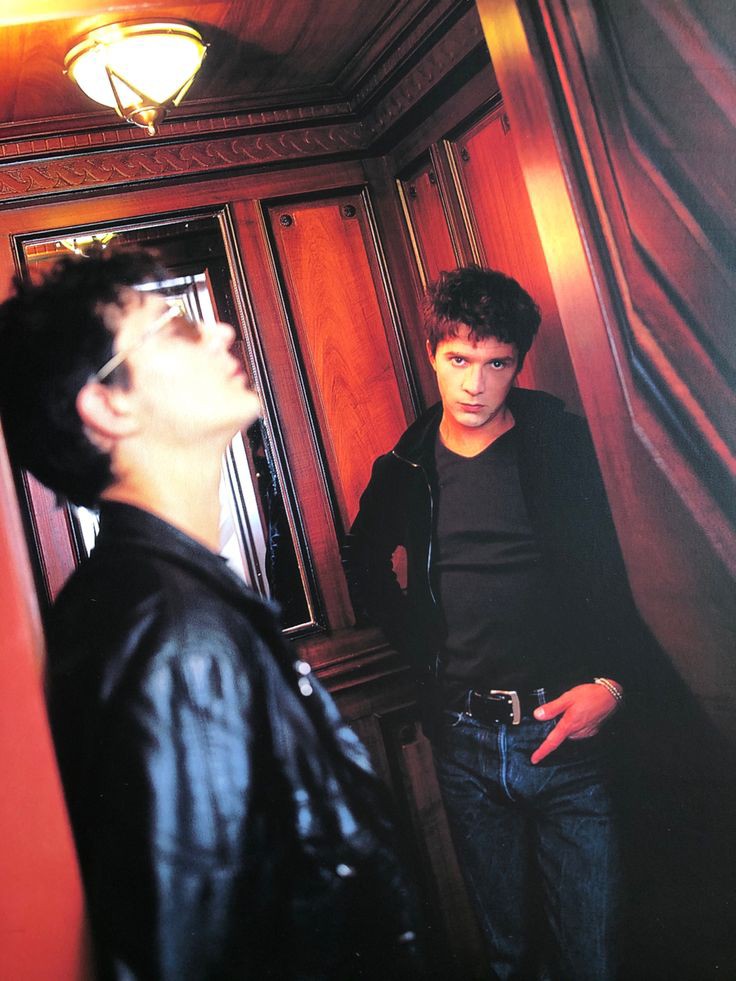 indoboy45's tweet photo. #Photo
Nicola & Stéphane
Session 'Drugstar' (1996)
#indochine #nicolasirkis #stephanesirkis #wax #drugstar https://t.co/26rfhVjc70
