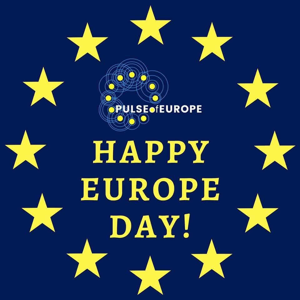 #9MAI  
JOYEUSE FÊTE DE l'EUROPE !🇪🇺🥳🇪🇺
TOUS FIERS D'ÊTRE EUROPEENS!🇪🇺💙🇪🇺
#UnisDansLaDiversité
#EuTheBlueForce
#TheFutureIsYours 
#PoEWatchesEU #EUVision
#EUSovereignty
#PulseofEurope
#PulseofEuropeFrance
<a href="/PulseNice/">Pulse of Europe Nice #FBPE</a> 
<a href="/PoEGrenoble/">PoE Grenoble</a>