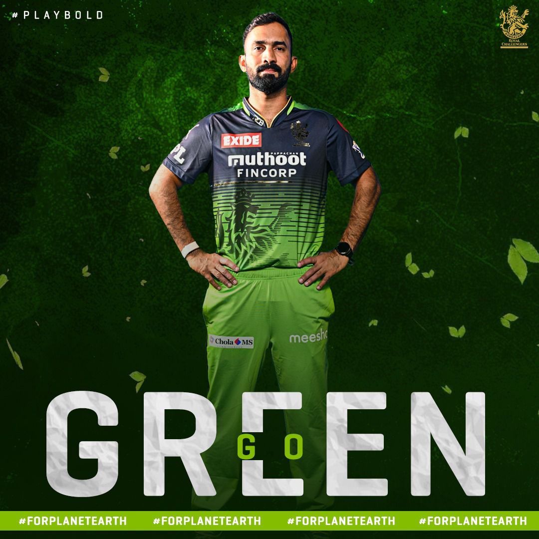 Shubh_s_swaroop's tweet photo. They all are looking #Dashing in #Green #Jersey , why not #RCB announce this green jersey official Rather than #Red 

#Rcb #WeAreChallengers #PlayBold #GoGreen #ForPlanetEarth #IPL2022 #ViratKohli𓃵 #Cricket https://t.co/yUCbJQaXB3