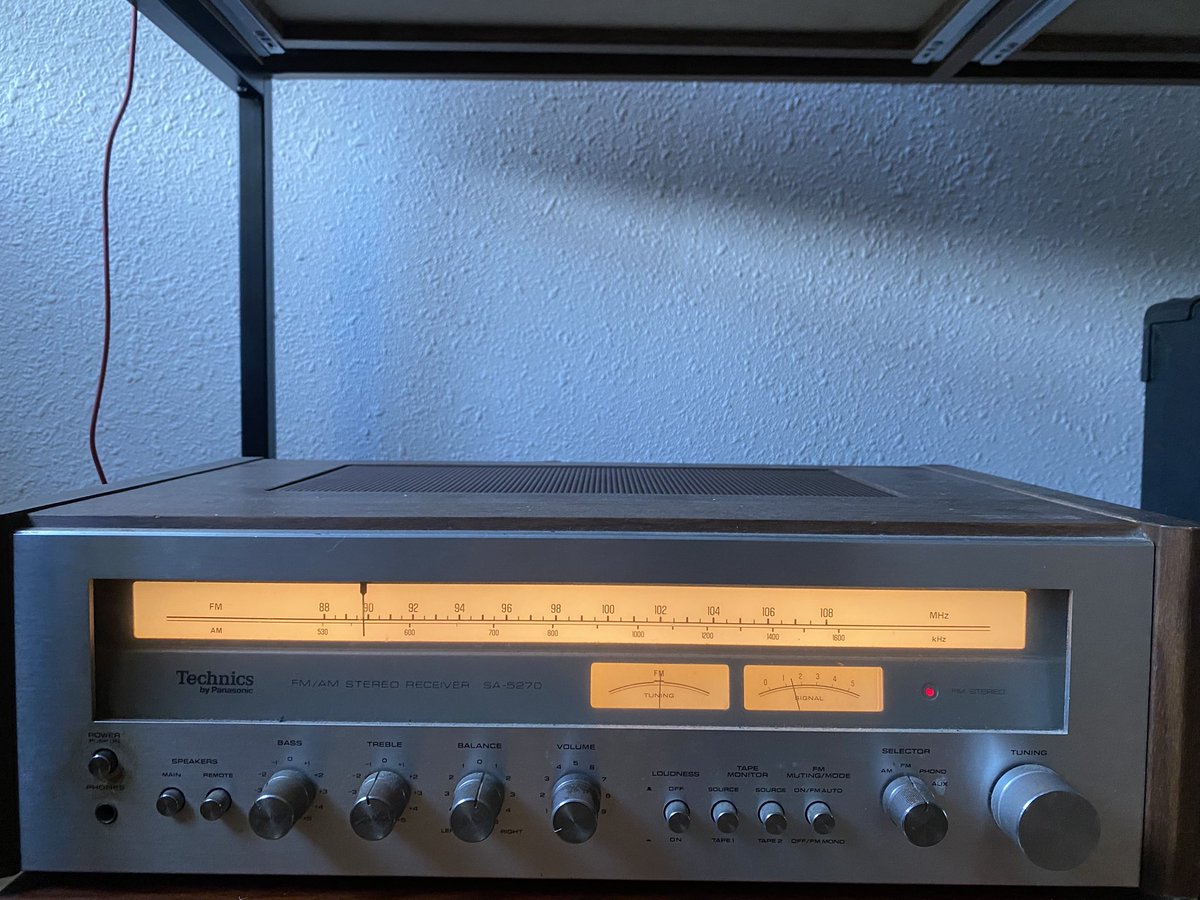 LozanoSd's tweet photo. @JeremySole  @kcrw  Needle always fixed on 89.9 and always #vibin https://t.co/VDN7MTzdM7