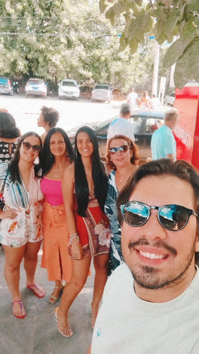 Stefhane13's tweet photo. Só resenha! https://t.co/lmvIFcdeKs