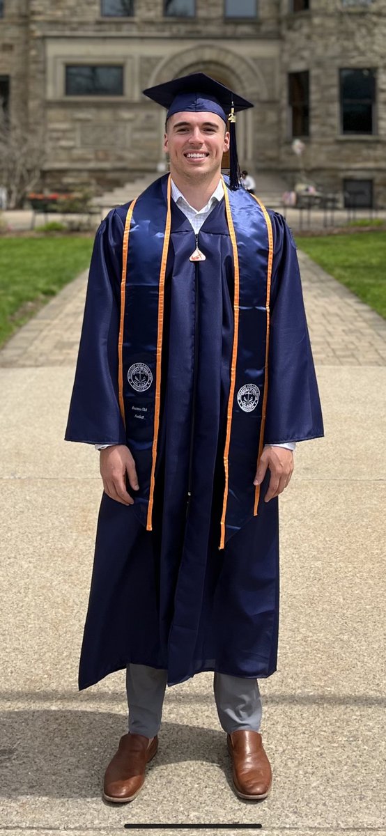 Dan Young tweet media