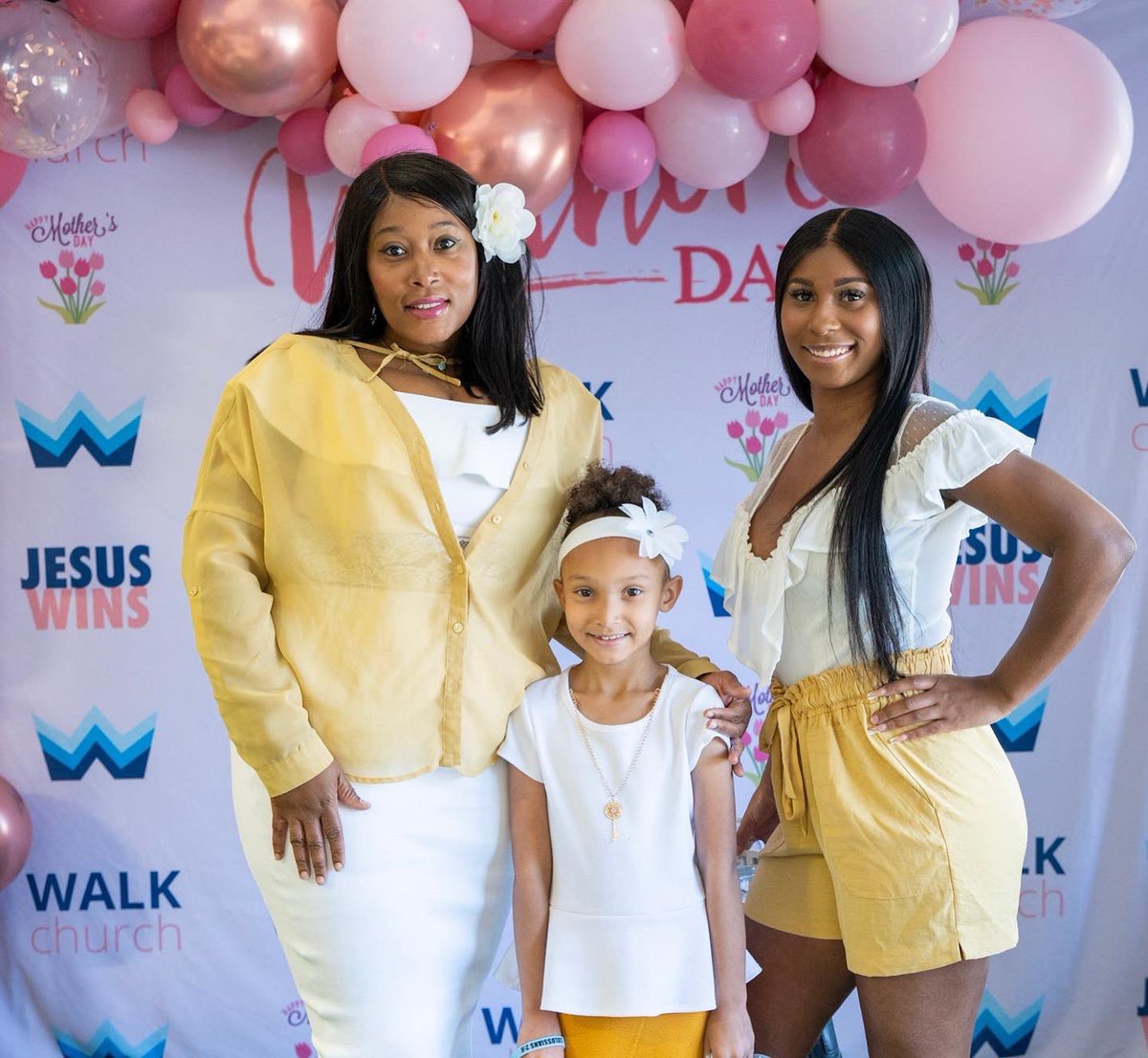 WALKChurch's tweet photo. MOTHERS DAY ‘22 📸 (Pt. 2)
We had a powerful and fresh time today celebrating Moms and worshipping the Lord today at WALK! Here are some pictures from our photo-booth. 🙌🌸 More to come soon! #WALKChurch #MothersDay #thankGodformoms #sincerefaith https://t.co/5vQfw6Ypu1