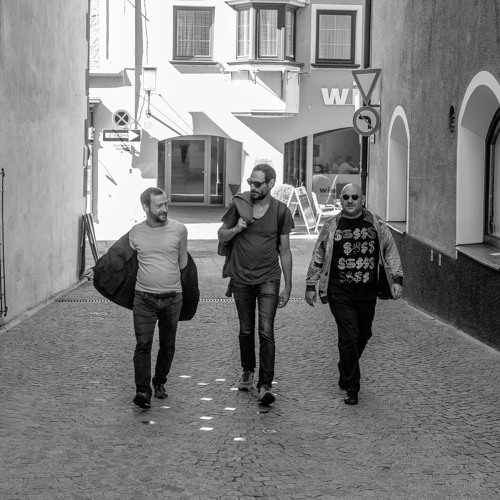 mkhouryviolin's tweet photo. The boys are back in town.  May 18 at Entropy.  The A-Trio with Khoury/Hall.  $15 doors at 7, music starts at 8. https://t.co/CntnlEW2aC