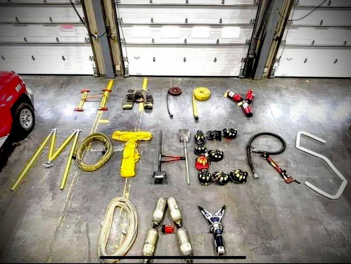 TulsaFire's tweet photo. #HappyMothersDay from TFD. Today we celebrate all the #mothers that raised the @IAFFLocal176 #firefighters serving the @cityoftulsagov. We are especially zealous with our admiration of our firefighters who also answer the call of motherhood!
#firemom #firefightermom #firefamily https://t.co/ovdHvdN0N6