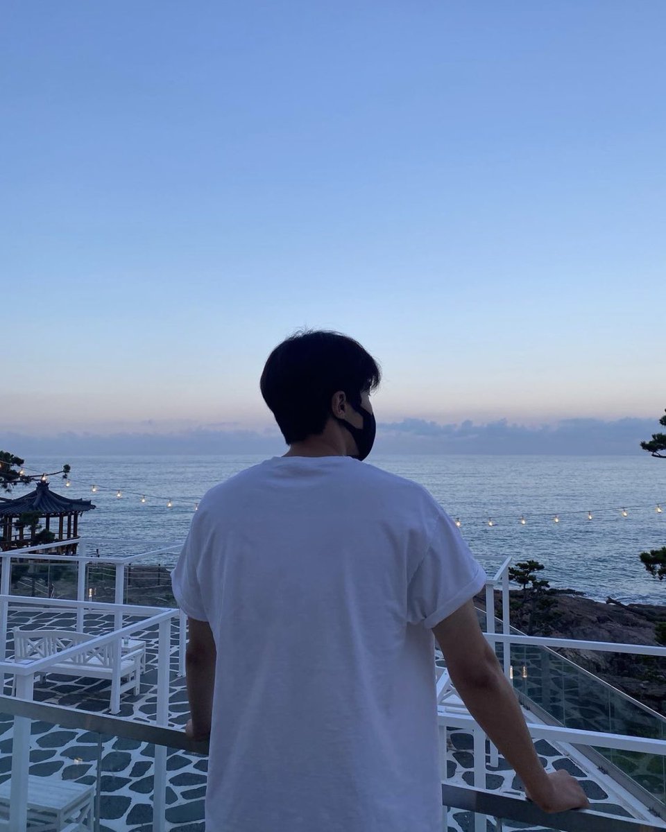 seonho_myhihyu's tweet photo. #preferredphoto
Happy Seonho day โกฬ
-
Have a preferred day & week ๐
#KimSeonho #๊น์ ํธ #๊น์ค๋ค #kimsda
https://t.co/7Ad8lvAUuV https://t.co/t9zZ00moik