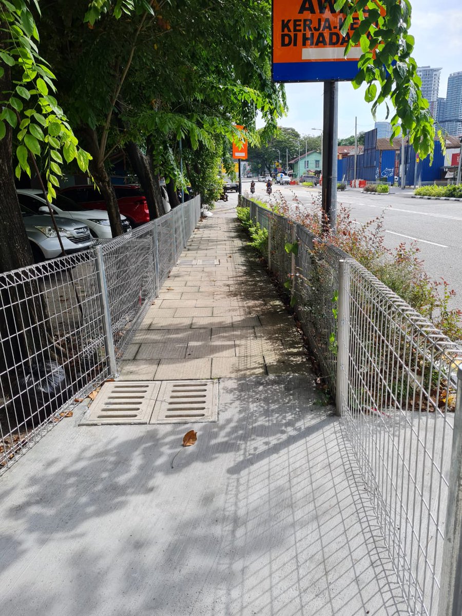 DBKL2u's tweet photo. @OldCentral Terima kasih diatas makluman yang diberikan. Tindakan sudah diambil di laluan tersebut.
#KeluargaMalaysia
#KLBandarUntukSemua
#KL50 https://t.co/5LbApZ2tjQ