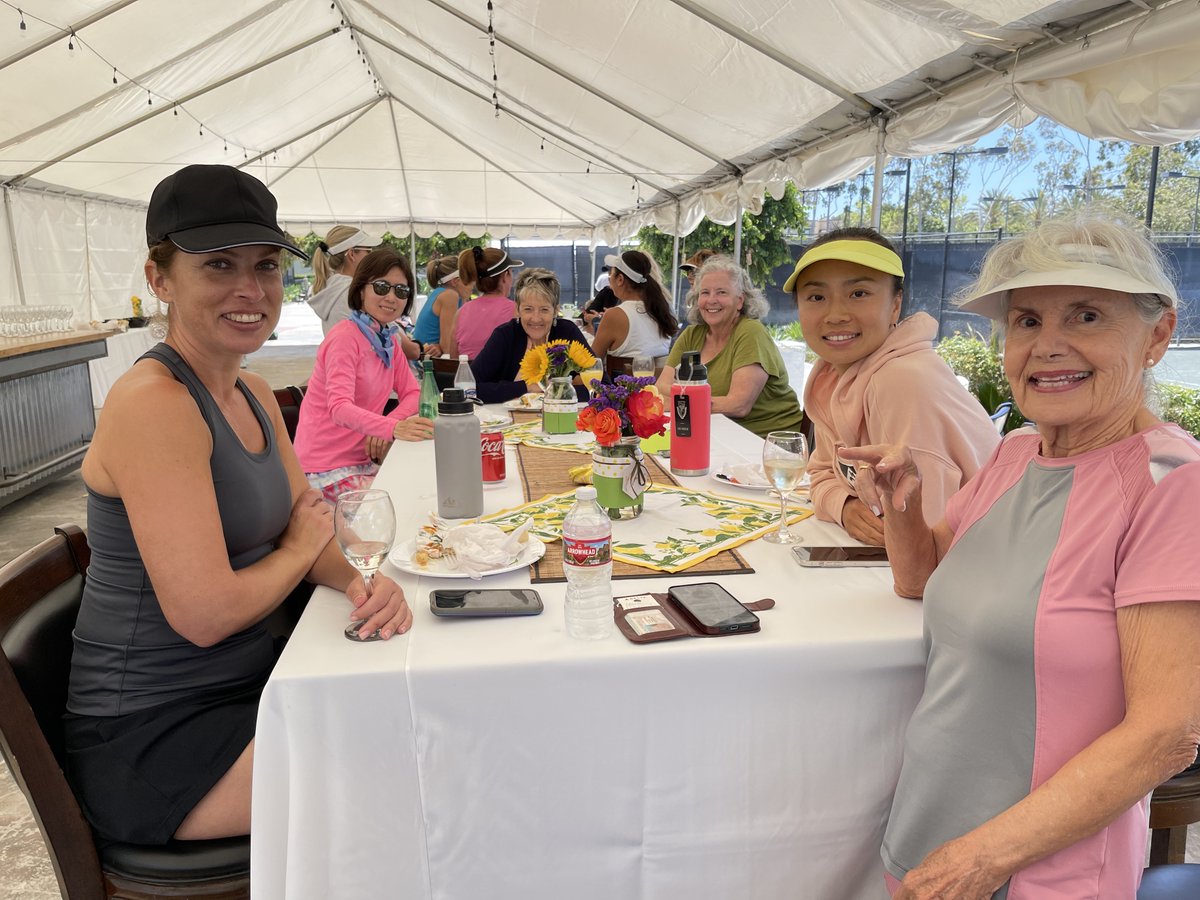 RCI_tennis's tweet photo. Thanks to all our Members and Coaches who helped make Ladies Day a great success. #spearmanclubs #octennis #oclifestyle https://t.co/g5nDl24wP9