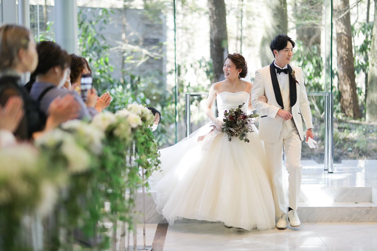 7_aaatom's tweet photo. 余韻🕊
結婚式出来たことほんとに感謝🥂 https://t.co/I8zUgYD0F4