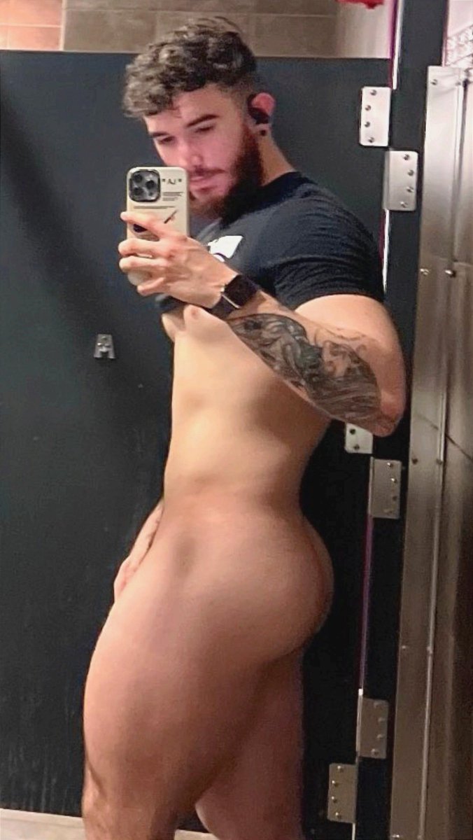 hotchestnyc's tweet photo. More than I can bear. #maleass #beardedbottom #buttmaster https://t.co/guEZqR6B8b
