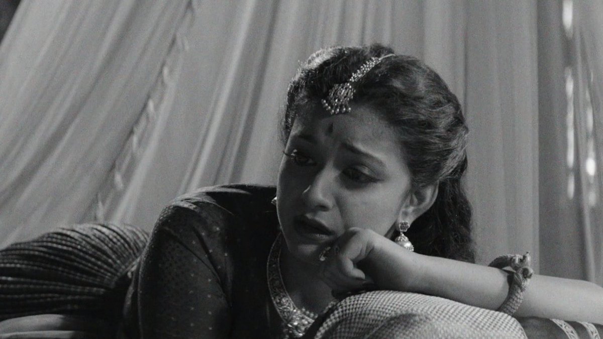 sampath_keerthy's tweet photo. Mahanati • మహానటి  (2018)
dir. Nag Ashwin https://t.co/s8ioGR26vZ