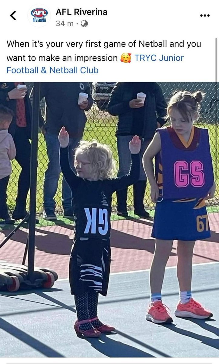 Ladies and gentlemen, I present the greatest netball photo of all time 😂
