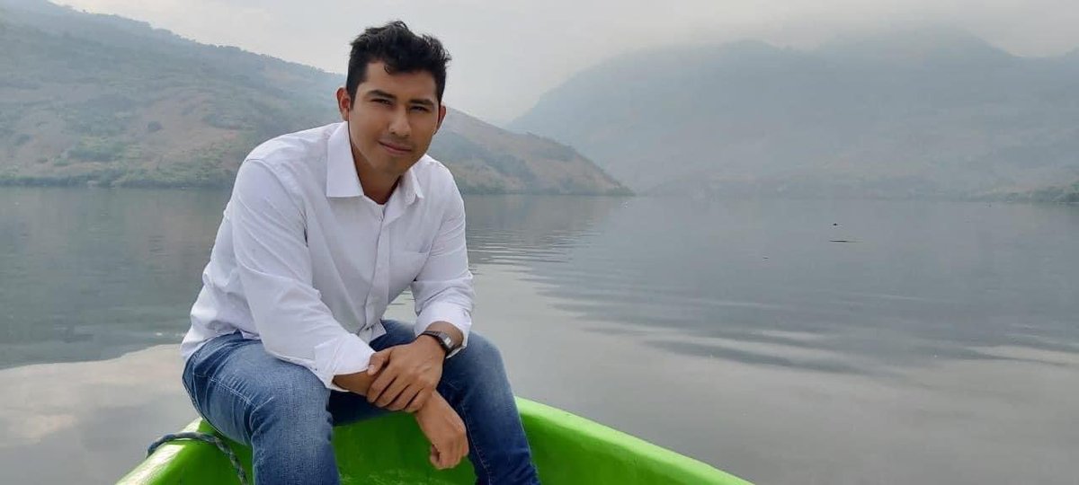 FerCuevasMur's tweet photo. Hoy quisieron ofenderme en Twitter por ser Chiapaneco. No se de donde sacan que eso es un insulto, cundo Chiapas es una sucursal del cielo. https://t.co/eQtSGr9cry