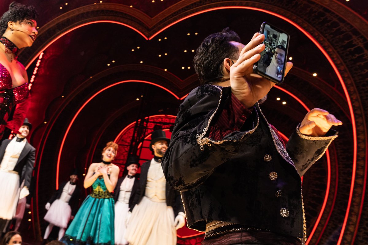 MoulinRougeBway's tweet photo. With our hearts full of Truth, Beauty, Freedom, and Love, we bid farewell to Aaron Tveit, Ricky Rojas, Natalie Mendoza, and Tam Mutu, too!!

📸 Evan Zimmerman https://t.co/zn63ypplGU