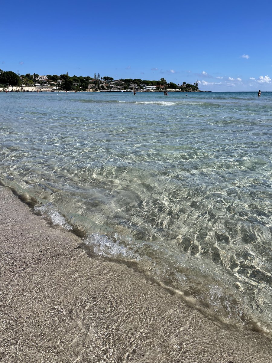 Alaynaabroad's tweet photo. Missing summer and Sardinia a little extra today π₯² I can't wait to see these gorgeous blue waters again!
#sardinia #alaynaabroad #beaches #travel #wanderlust #summer #headingback https://t.co/FZDLWrFKx3