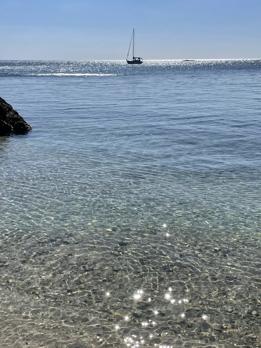 Alaynaabroad's tweet photo. Missing summer and Sardinia a little extra today π₯² I can't wait to see these gorgeous blue waters again!
#sardinia #alaynaabroad #beaches #travel #wanderlust #summer #headingback https://t.co/FZDLWrFKx3