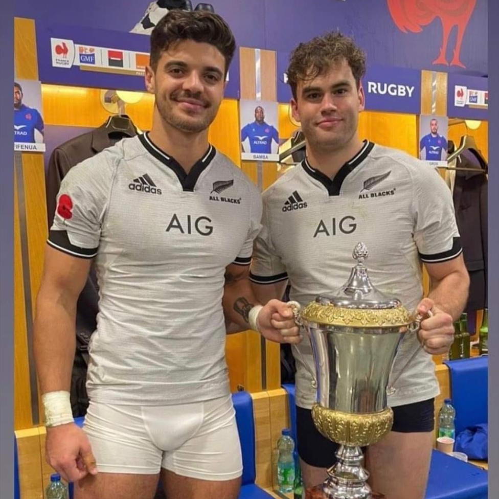 London Gay Spanker 🇬🇧 tweet media