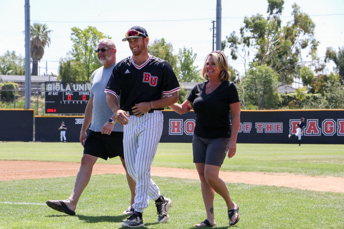 biolabaseball's tweet photo. Shoutout to the Moms of the #BiolaBoys here are a few of them from the season. Thank you for supporting us and loving our guys. We love all the Mom’s of Biola Baseball on their special day #MothersDay https://t.co/EPGtStR4z2