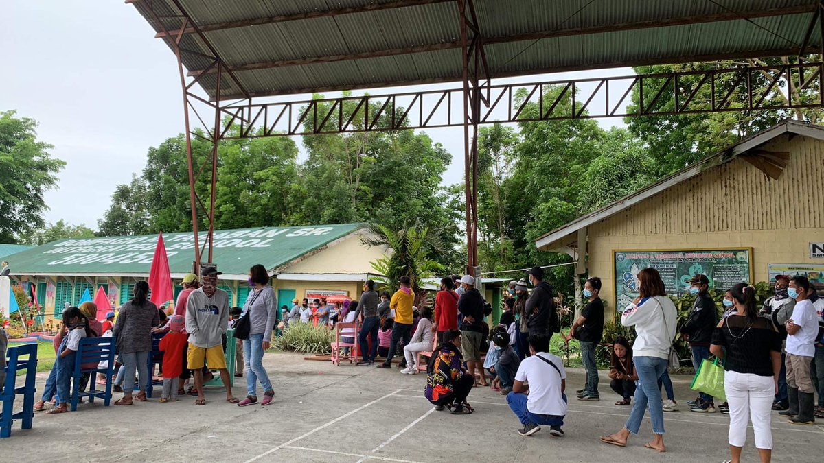 IchBinGnade's tweet photo. Situation at Kinilis Elementary School. Polomolok, South Cotabato #HALALAN2022 https://t.co/oO9GEe1ara