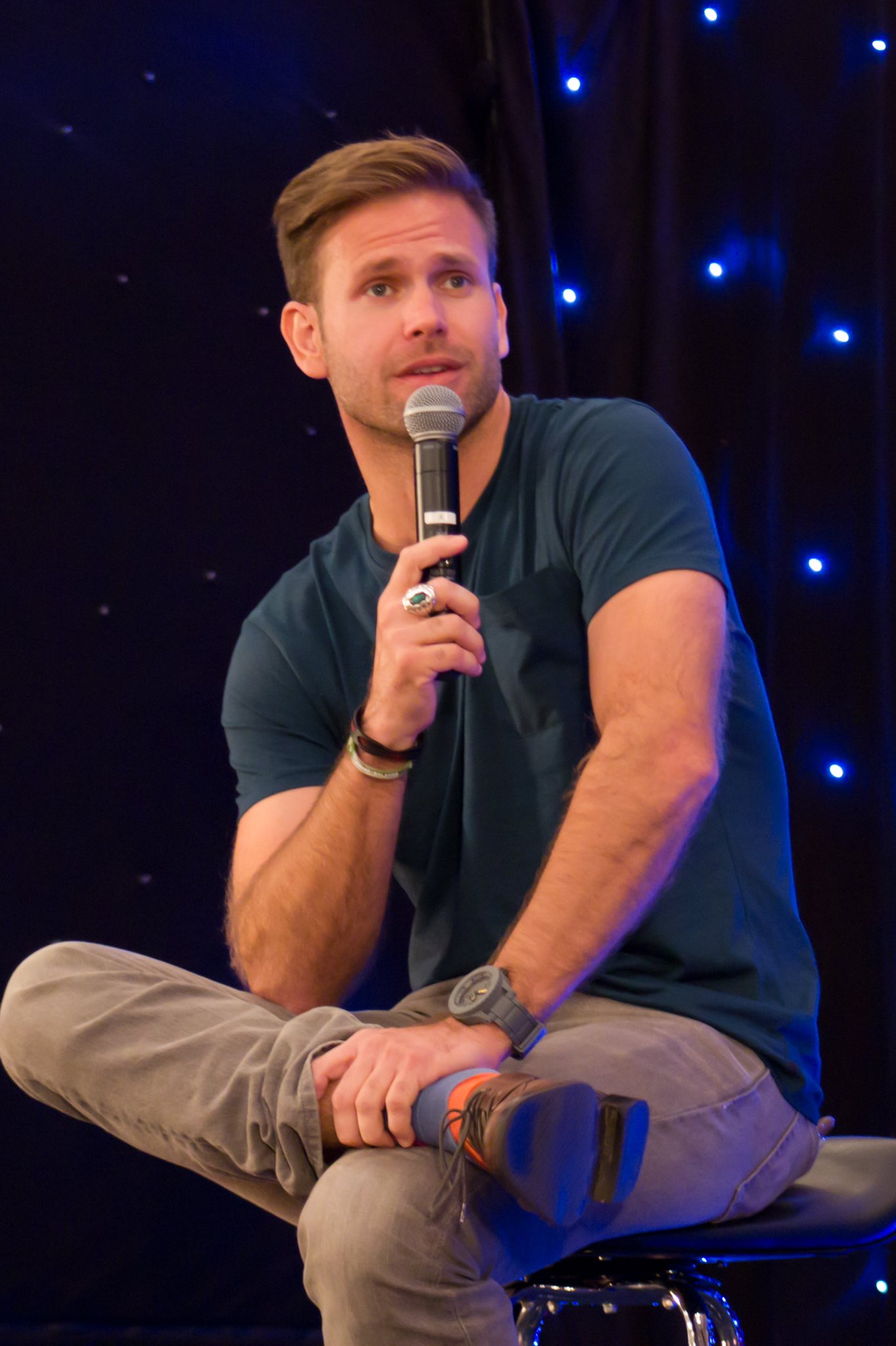 Happy Birthday to Matthew Davis .. 