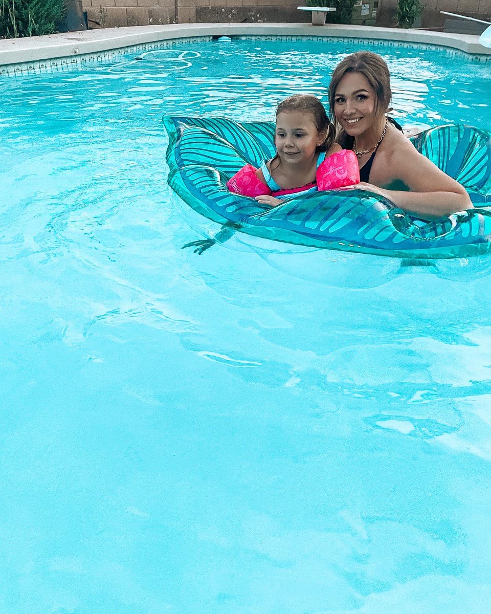 HeatherEidahl's tweet photo. Happy Mothers Day!! So thankful for this one who made me a mother, and for all the adventures we’ve had since. I love you Paisley 💕 https://t.co/65n62yX9BE