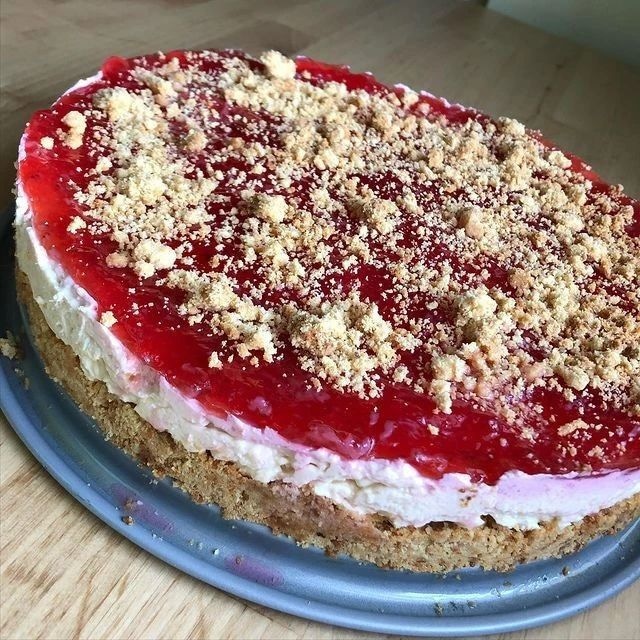 easyketo2022's tweet photo. Pb and jelly cheesecake by @amandaeatsketo!
#ketomealprep #ketomemes #ketoliving #keto #ketocommunity #ketoswaps
https://t.co/skRRvGtTAu https://t.co/lJ3nXs5WyL