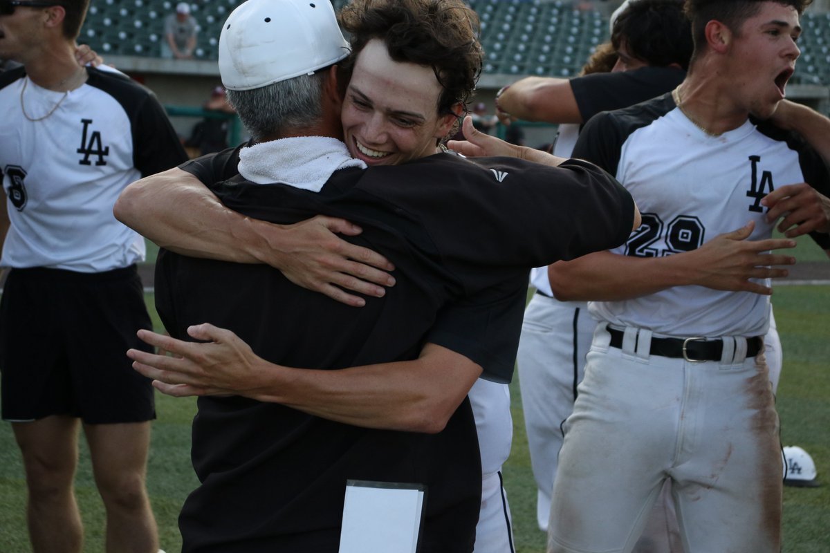 SCAC_Sports's tweet photo. #SCACBsb | Championship Vibes 💍

#SCACPride | #SCACChamps | #d3baseball https://t.co/2Uc8K0JGhO