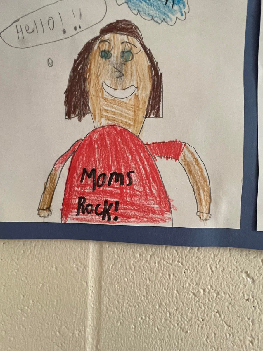 Some #MGSoars were asked who their hero is, and many of them chose their mothers and wrote these sweet messages 💗

Happy Mother's Day to all of the moms and mom figures!