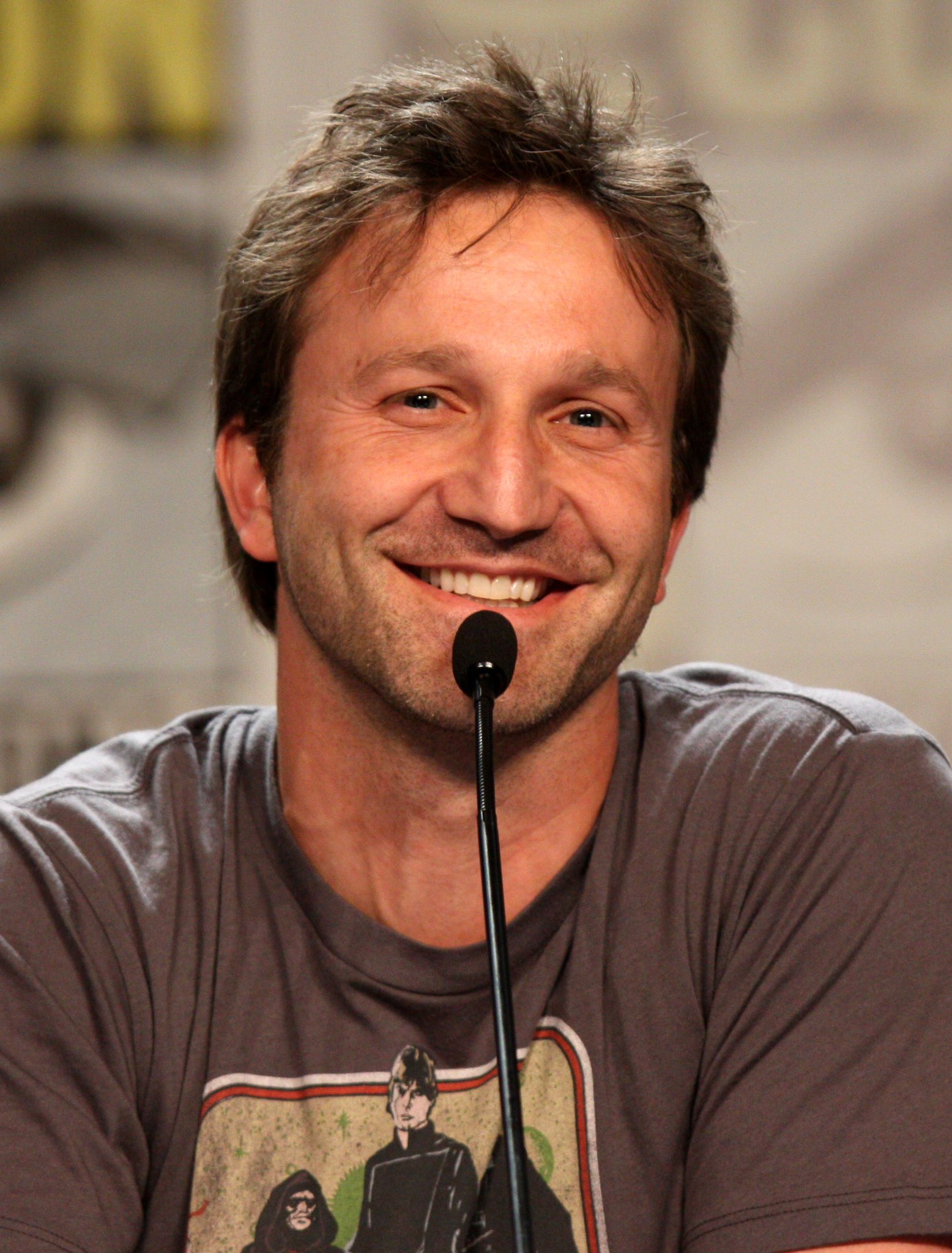 Happy Belated Birthday to Breckin Meyer . 