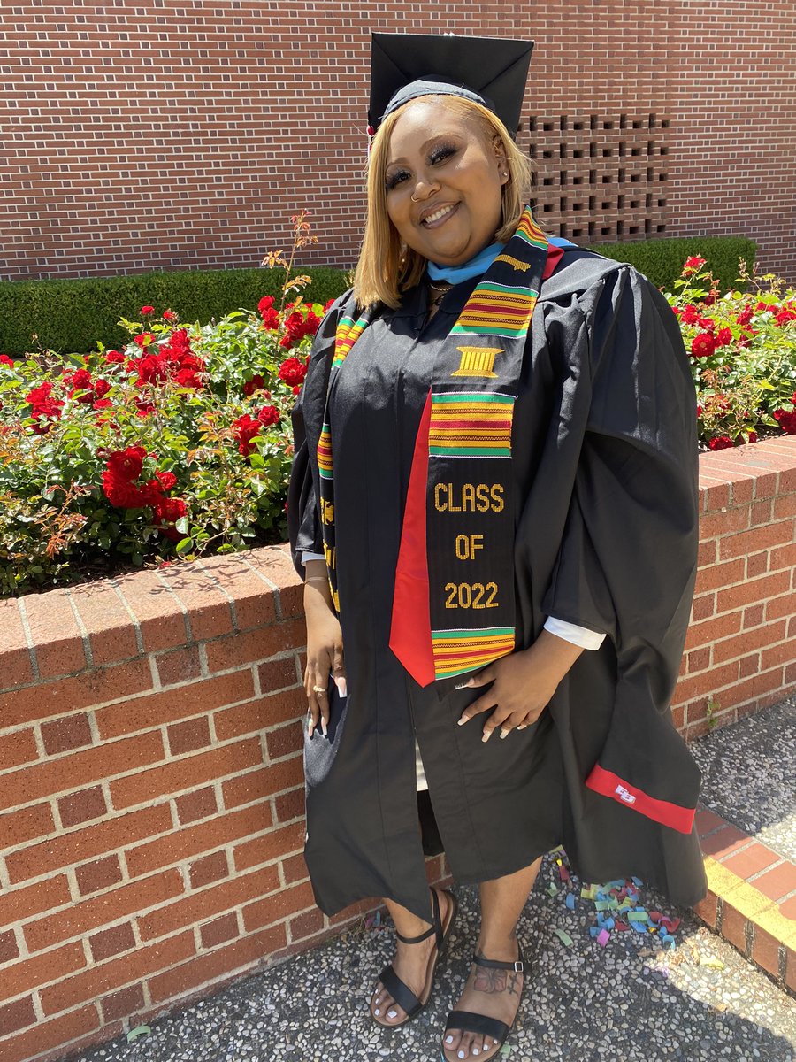 shesQueenKayD's tweet photo. Proud to announce as a BLACK woman, a product of EAST OAKLAND, I earned my 
Masters in Counseling, concentration in School Counseling and Marriage &amp; Family Therapy ✊🏾👩🏾‍🎓#BlackExcellence✨ https://t.co/W4CJiAsbBo