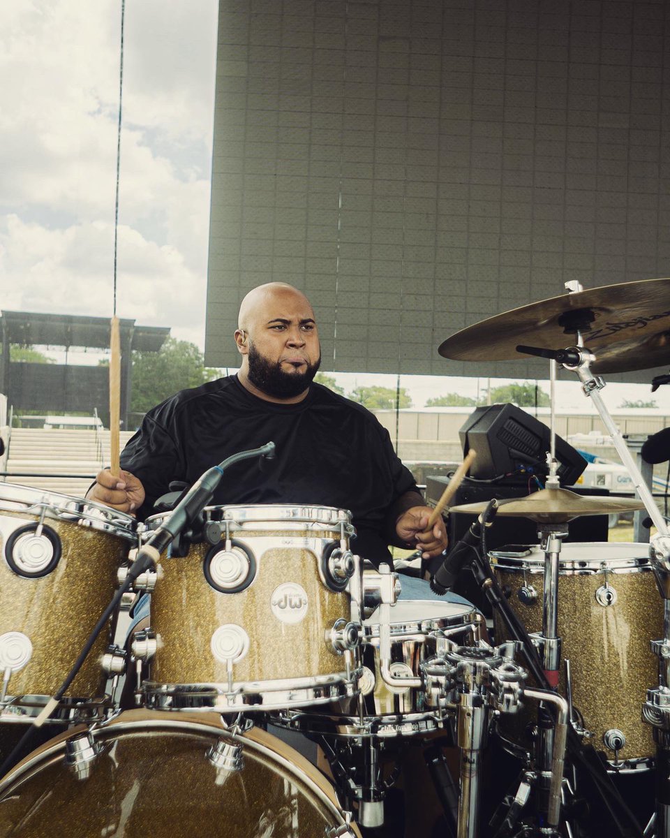 BATEMERENGUERO's tweet photo. I play @dwdrums and You!!!!! https://t.co/BdY8AkAKKT