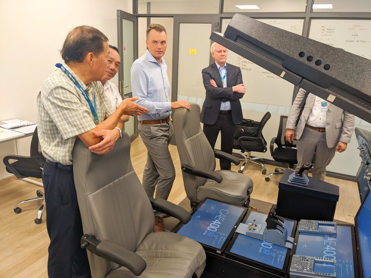 BAATraining's tweet photo. @Boeing has a visit to @BAATraining in Vietnam to look for the cooperation of pilot training and investing in training equipment, FFS of Boeing aircraft. #aviation #boeing #aircraft #pilot https://t.co/x7qt0JPWI9
