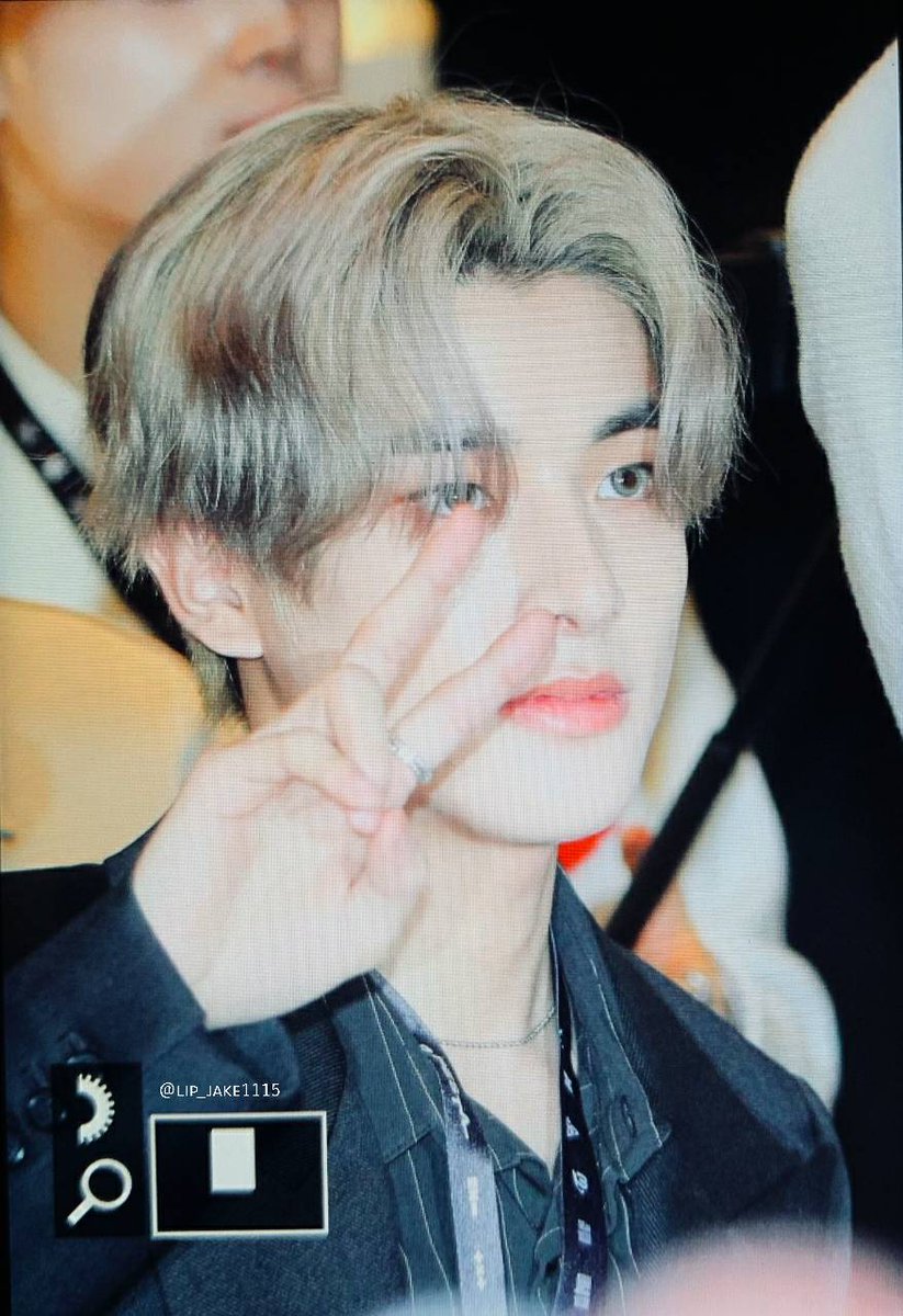 lip_jake1115's tweet photo. 220509 디페스타 #엔하이픈 #ENHYPEN #제이크 #JAKE https://t.co/J7O6aa3nav