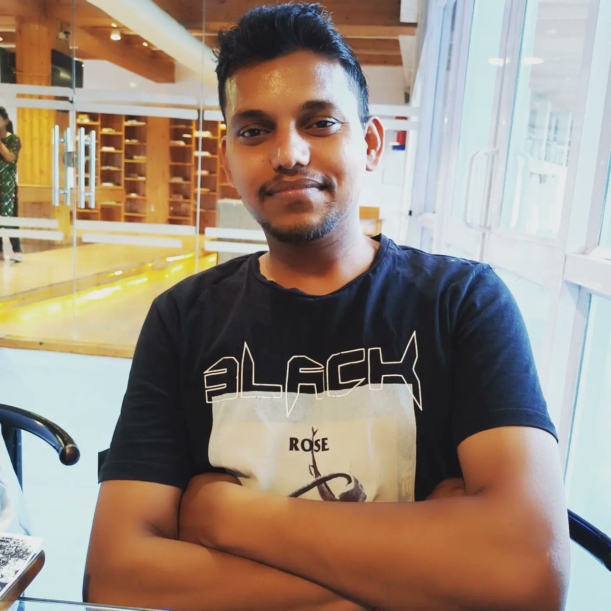SumitSh12215992's tweet photo. Saifai cafe https://t.co/gsuBLg5Kin