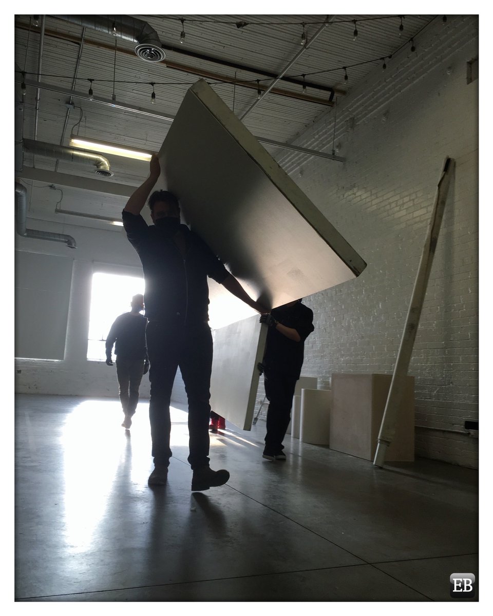 Eric_Brazier's tweet photo. “Flattop” https://t.co/ve4nYAMDkB #TheDailyMobile #photography #Backlit #Flat #PhotoAssistant #PhotoShoot #Setbuild #Setlife #Silhouette #Strike #TearDown https://t.co/NiIAgIVNUe