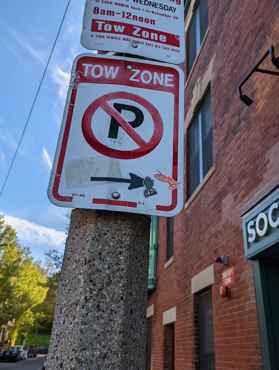 studioNOKOI's tweet image. flash bash was the coolest, i love newgrounds and i love my friends