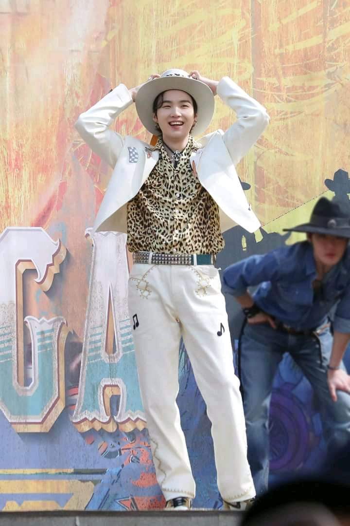 My_moon_Jinie's tweet photo. Me trae bien enamorada💜❤
#btsdiamond
#BTS_Proof
#btsdivine
#BTSPavedTheWay
#BTSISCOMING
#yoongiperfect
#BTSPROOF https://t.co/bkf91hwhVy