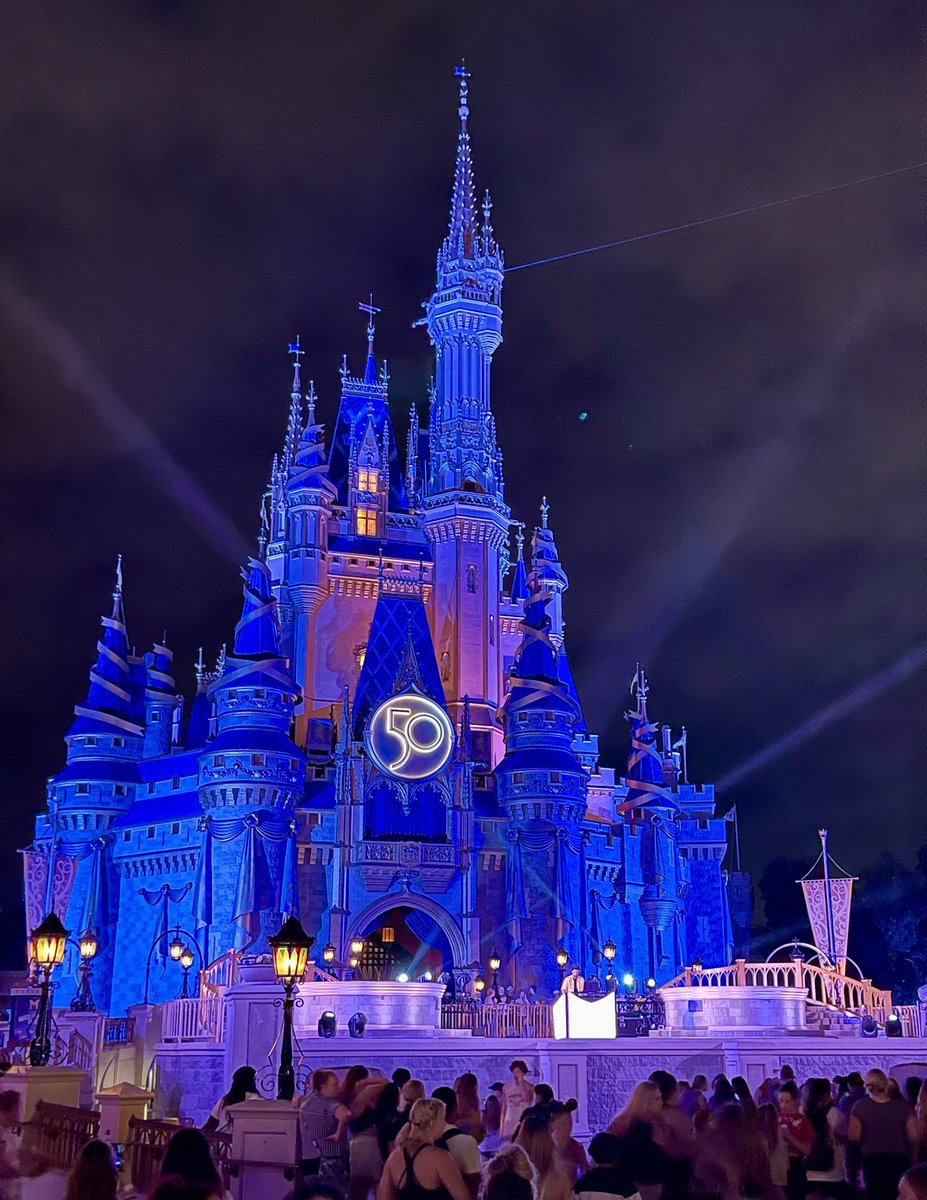 D2 Summit party all day and all night! <a href="/VarsityAllStar/">Varsity All Star</a> <a href="/WaltDisneyWorld/">Walt Disney World</a> #D2Summit