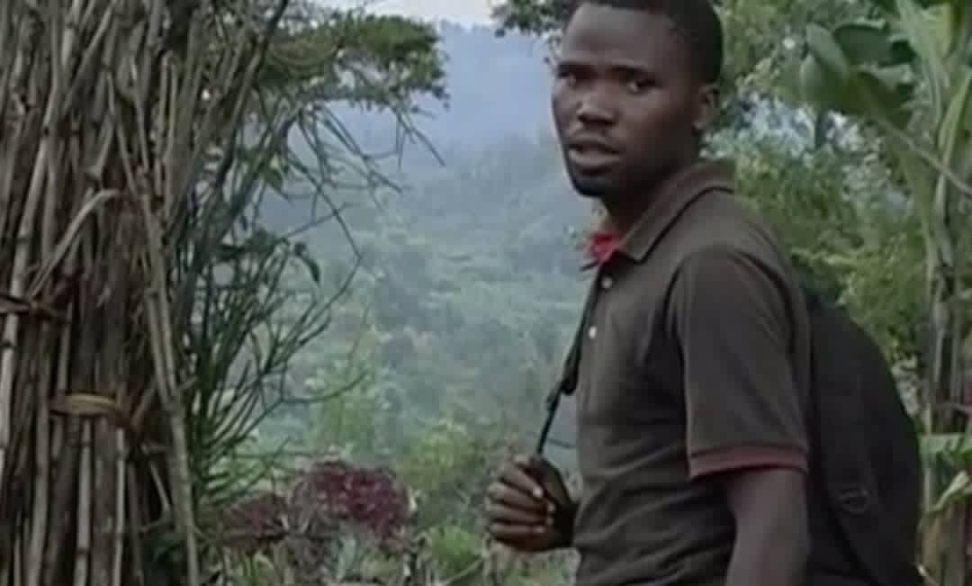 MweneKabarira's tweet photo. Iyo mvuze ko abibye abaturage za Miriyari ari #AMABANDI comments nyinshi zikaza zivuga ngo "Ntawe bitabaho" binyereka ko uwakoze iyi comment nawe ari #KORAMONTABURE umwe wandika rimwe akabitsa zero. https://t.co/ioJNFIs5GJ