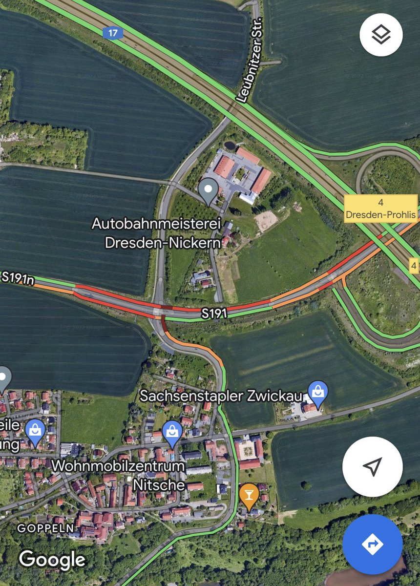 pk_soe's tweet photo. ‼️🚦☝️Vorsicht Ampel arbeitet derzeit Fehlererhaft auf der #S191, #Goppeln Richtung Bannewitz/ A17 Auffahrt Richtung Dresden Prohlis/ A17 Auffahrt Richtung Prag
⁉️ Ampel hat sich wahrscheinlich aufgehangen und bleibt so wie sie ist! Behinderungen! https://t.co/ilHBui8FxF