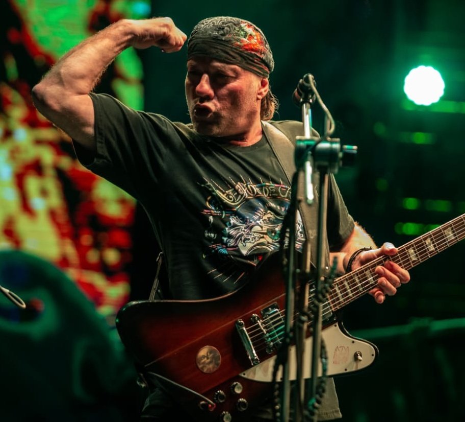 EL 73RCO 👽 tweet media