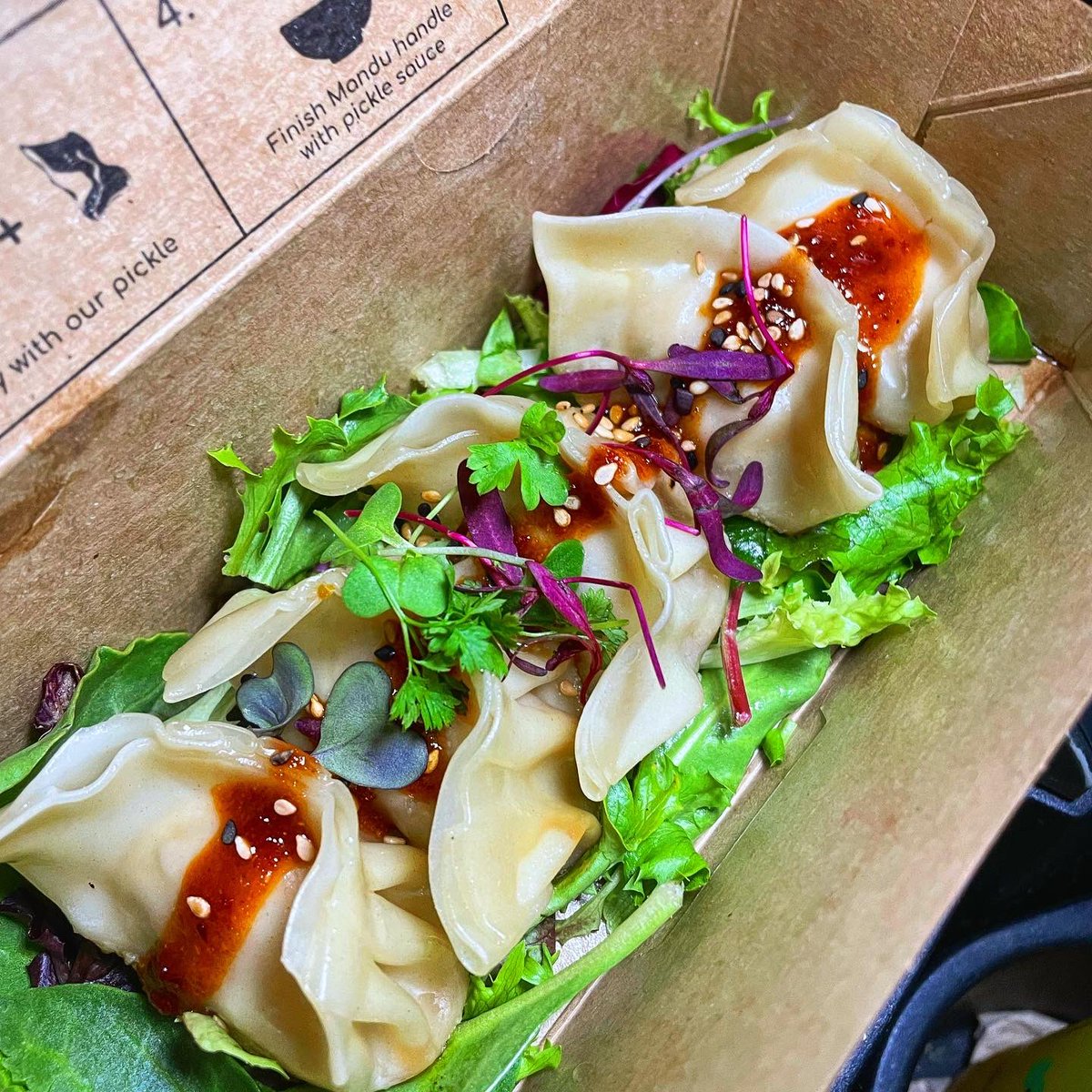 Chef_Jay's tweet photo. After wishing my mom a #HappyMothersDay…

I ordered the “Breathtaking Beef Galbi” (Short Rib), Korean soy marinated #BeefShortRib served over rice with salad.

Did you know that you can make #Manduyo #dumplings at home? 

#sangabriel #blossommarkethall #inthe626 https://t.co/va0JNlkXbV