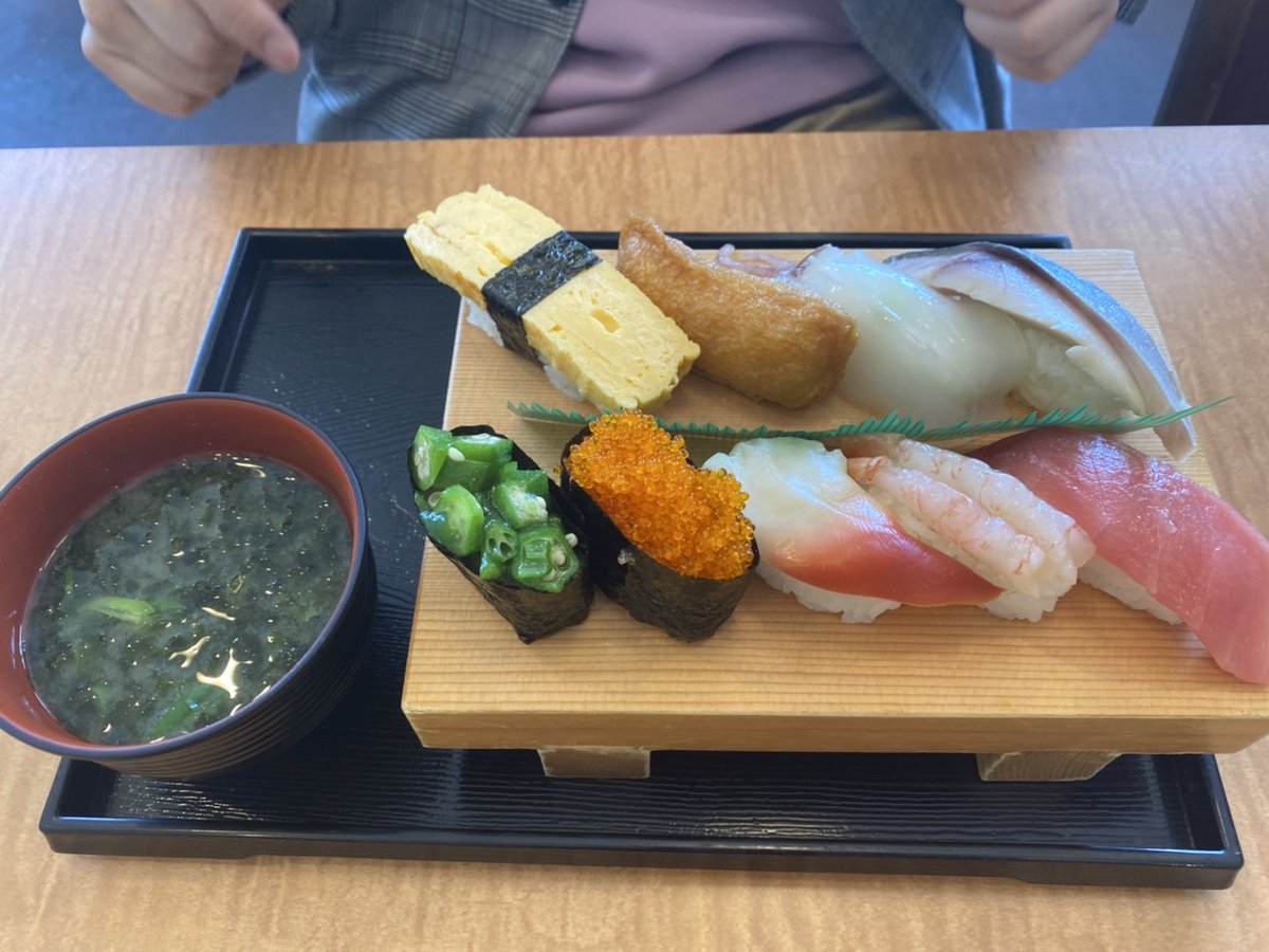 show05916647's tweet photo. 旅行行けないから食べまくるしかないね… https://t.co/Z8q6BFPy2D