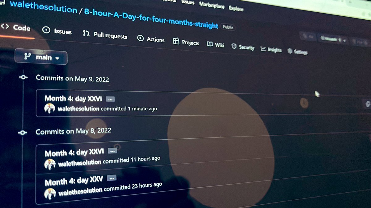 olawaleAndrew2's tweet photo. Month 4: clocking out day XXVI, #EightHour #coding #BlackTechTwitter https://t.co/Ct3CB9CJqG