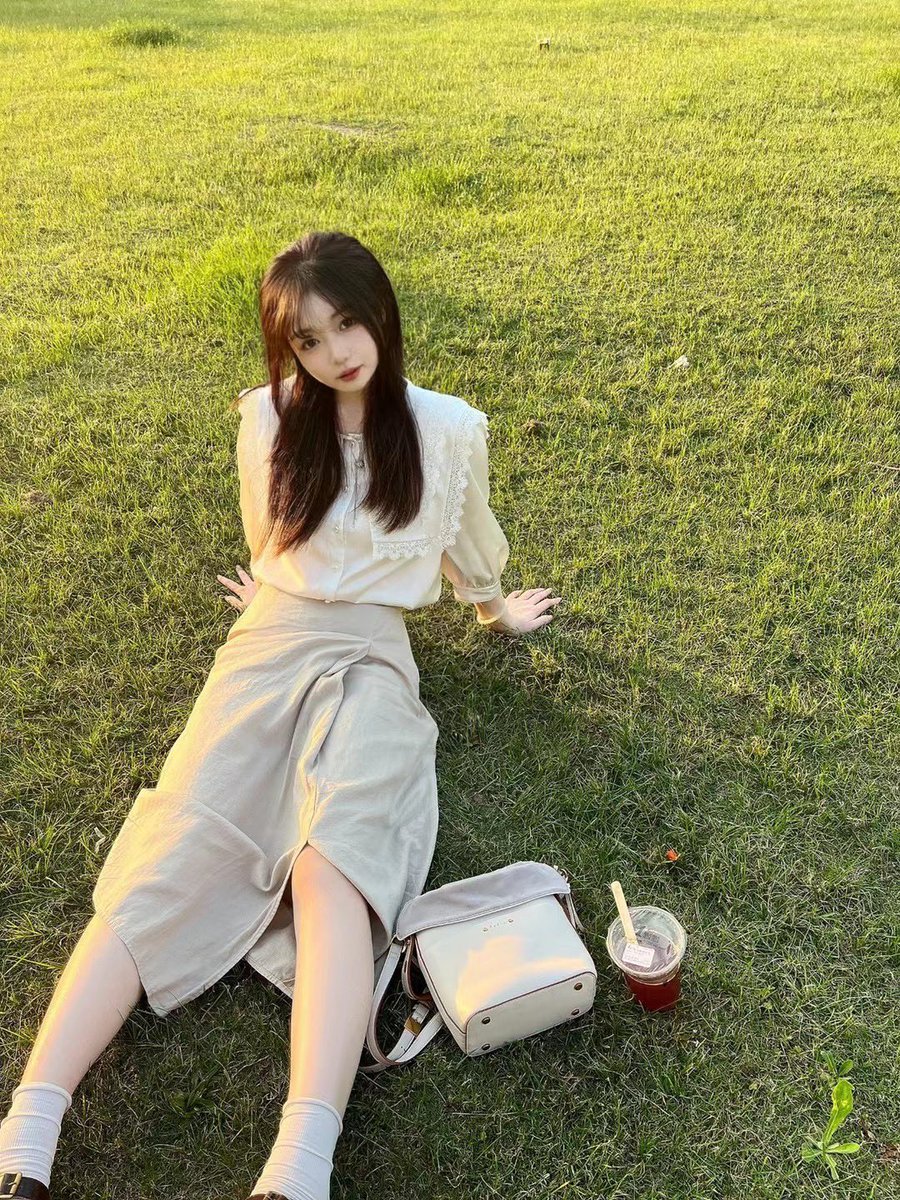 aisijimo23's tweet photo. 小���婊子wjl真想操烂你的逼 https://t.co/slIGRZxb5y