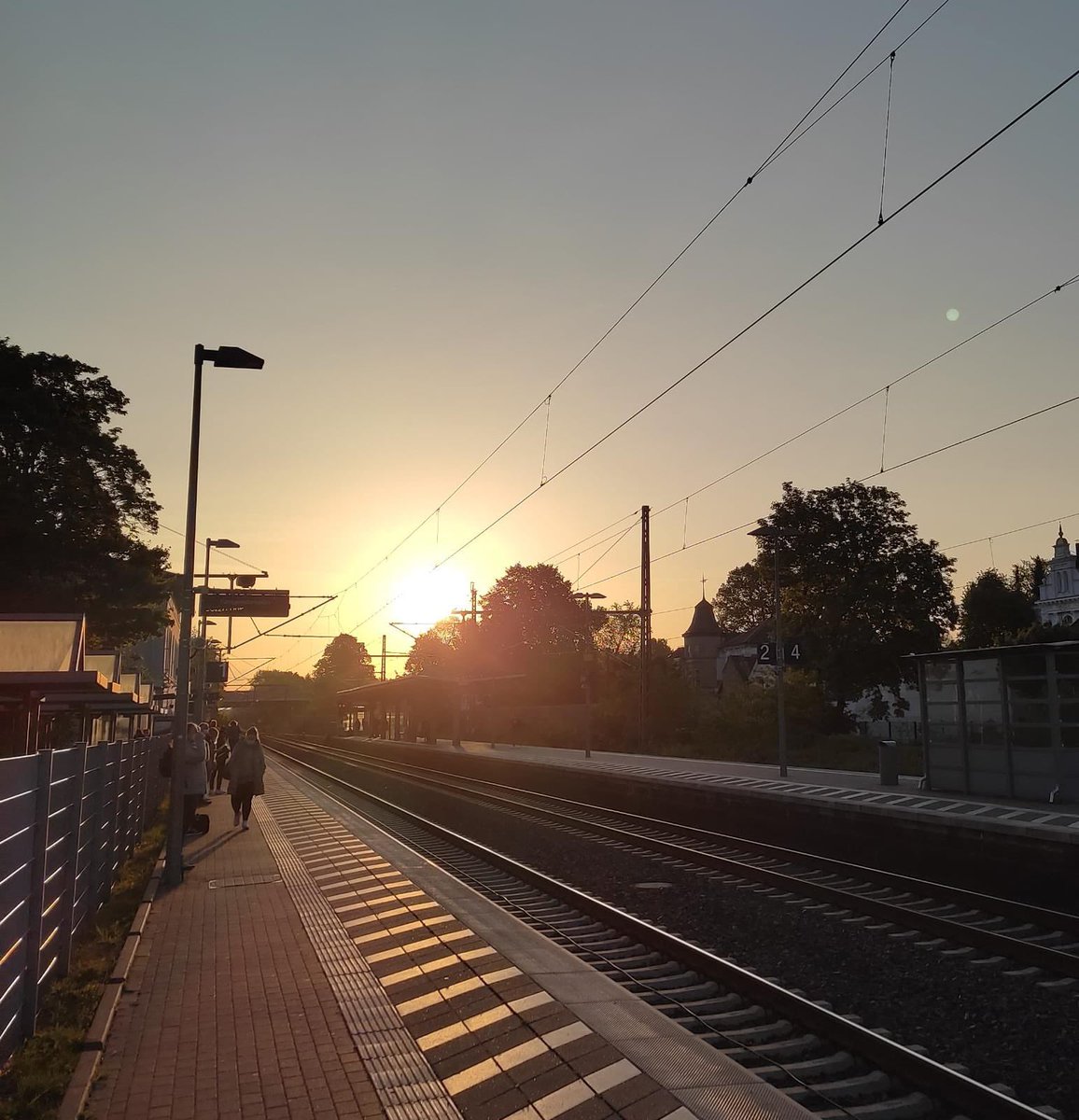 KamenWeb's tweet photo. Guten Morgen Kamen! ☀️
Alle Nachrichten unter ➡️ https://t.co/kuG2JiBCZB #Kamen #KamenWeb #MarktKamen #MeinKamen #D59174 #GlückAuf #KamenLiebe #News #KreisUnna #KamenerOriginal 📸 SK https://t.co/VH8DXmXBCV