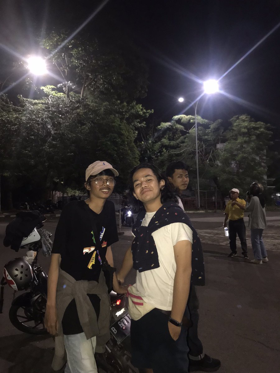 yahyaimamlutfi's tweet photo. 👩🏼‍🎤 https://t.co/6echruA2TR