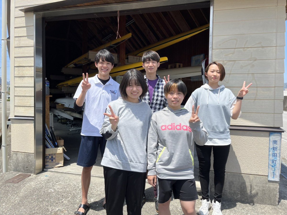 未経験の子を未知なるボートの世界に誘う時に大切にしている事ってなんですか？

私は 初めて乗った時に感じた艇の雄大さとスピードを実感してもらう事です🚣‍♂️

というわけで、今年は新入部員が2人来てくれました！今後も頑張っていきますので応援お願いします！