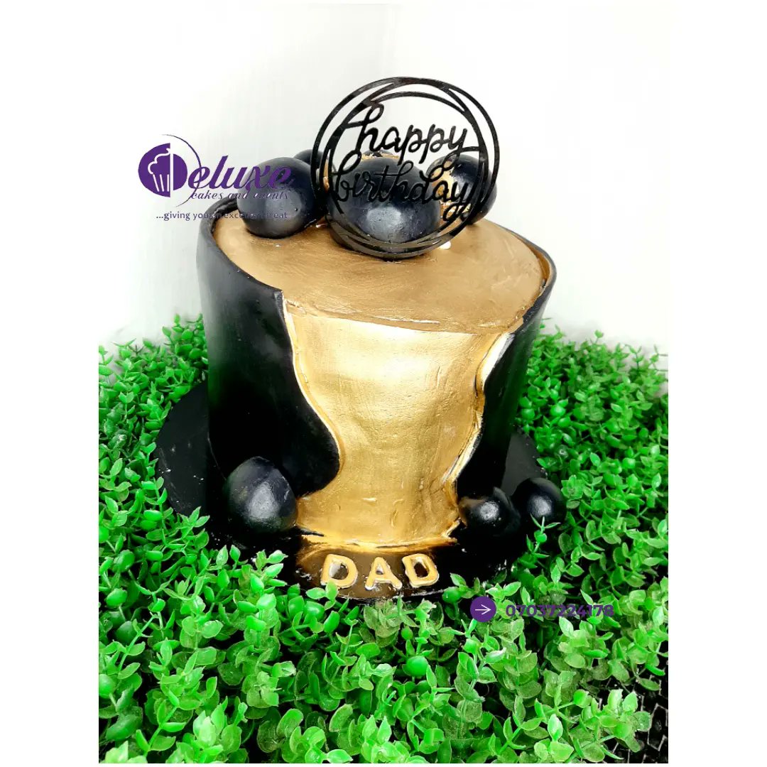 ChinakweKosiso1's tweet photo. Cake for a Dad!!!
We wish you a productive week ahead🙏
Guess the amount of money inside this moneyroll cake and win a cake from us 07037224178
#cakeforadad
#asoebistyles
#moneyrollcake
#moneycake
#anambrabaker 
#onitshabaker 
#internationalbaker
#worldclassbaker https://t.co/n6E00PLwoG